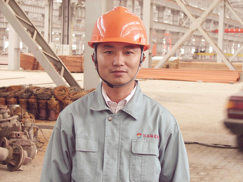 【人(rén)物(wù)志(zhì)】言必行(xíng)，行(xíng)必果──記紮根基層的(de)優秀員(yuán)工(gōng)劉國(guó)鋒