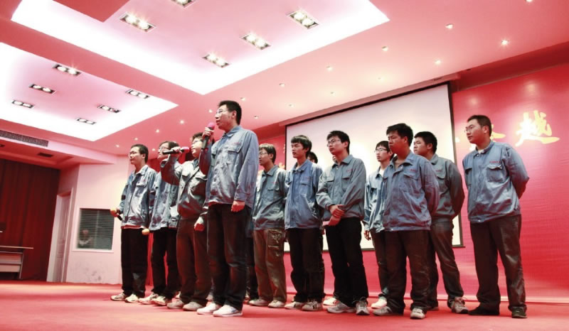 月(yuè)圓心圓人(rén)團圓 海(hǎi)宏海(hǎi)新共歡慶——公司舉行(xíng)二零一(yī)零年(nián)度公司員(yuán)工(gōng)大(dà)會(huì)暨“喜迎中秋、歡度國(guó)慶”聯歡會(huì)