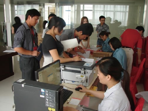 2011年(nián)新員(yuán)工(gōng)報(bào)到(dào)