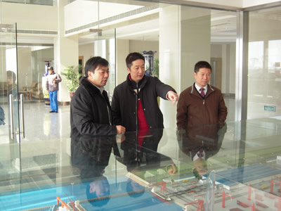 江蘇海(hǎi)事(shì)局和(hé)長(cháng)江航道(dào)局領導來(lái)訪