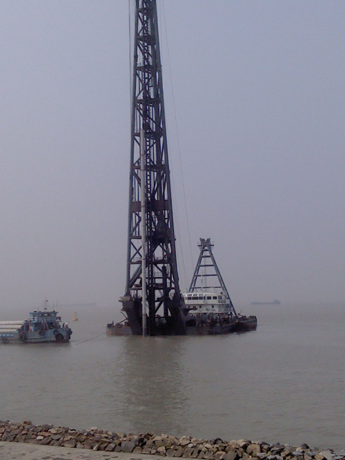 蘇州港常熟港區(qū)金(jīn)泾塘作(zuò)業(yè)區(qū)理(lǐ)文(wén)多(duō)用(yòng)途碼頭工(gōng)程順利開(kāi)工(gōng)